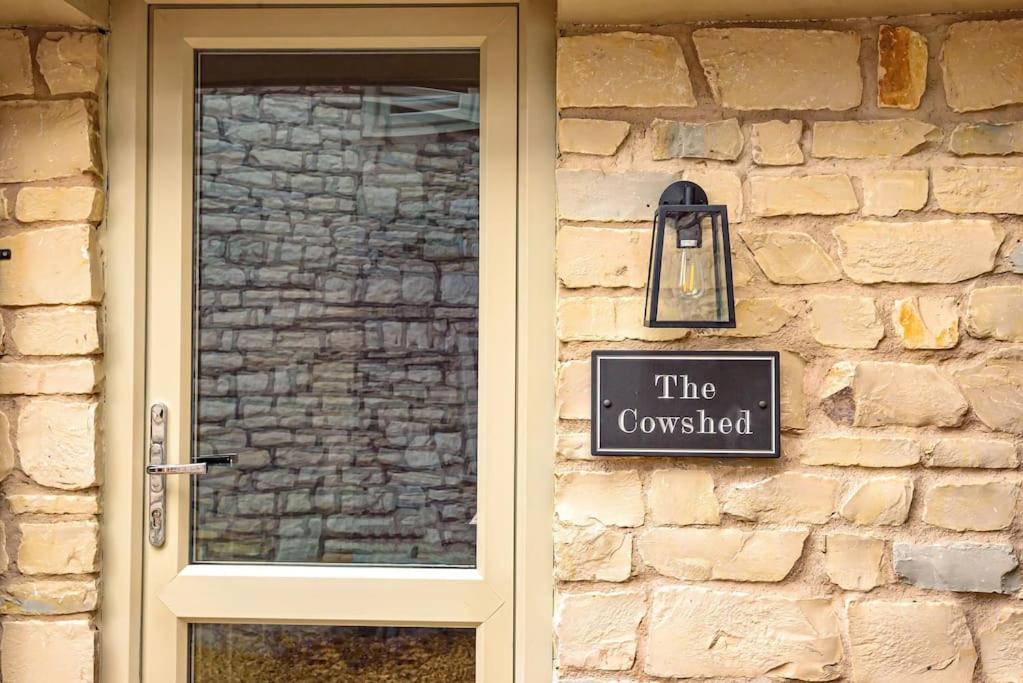 Апартаменты The Cowshed Farmborough Экстерьер фото